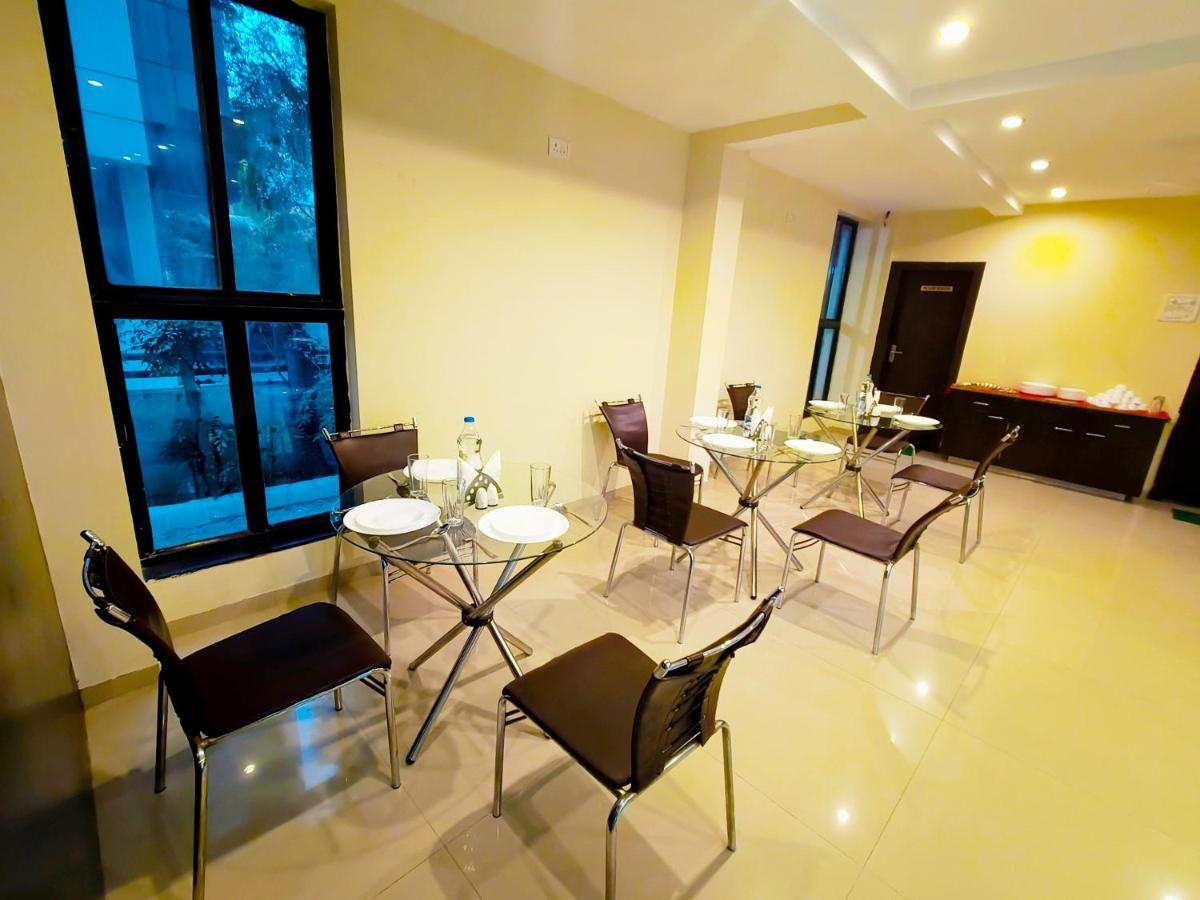 Sai Srushti By Neem Square Hotel Shirdi Bagian luar foto