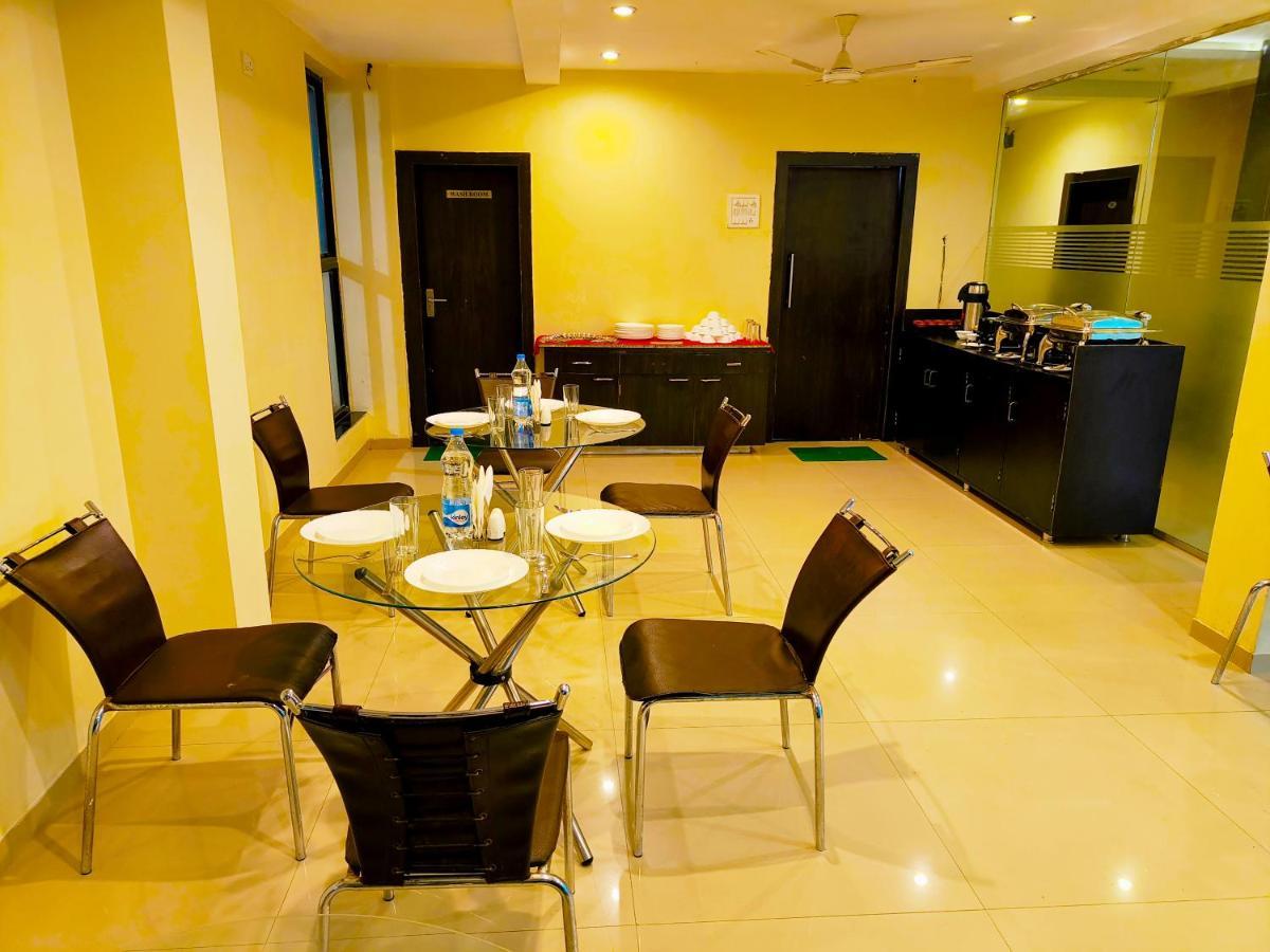 Sai Srushti By Neem Square Hotel Shirdi Bagian luar foto